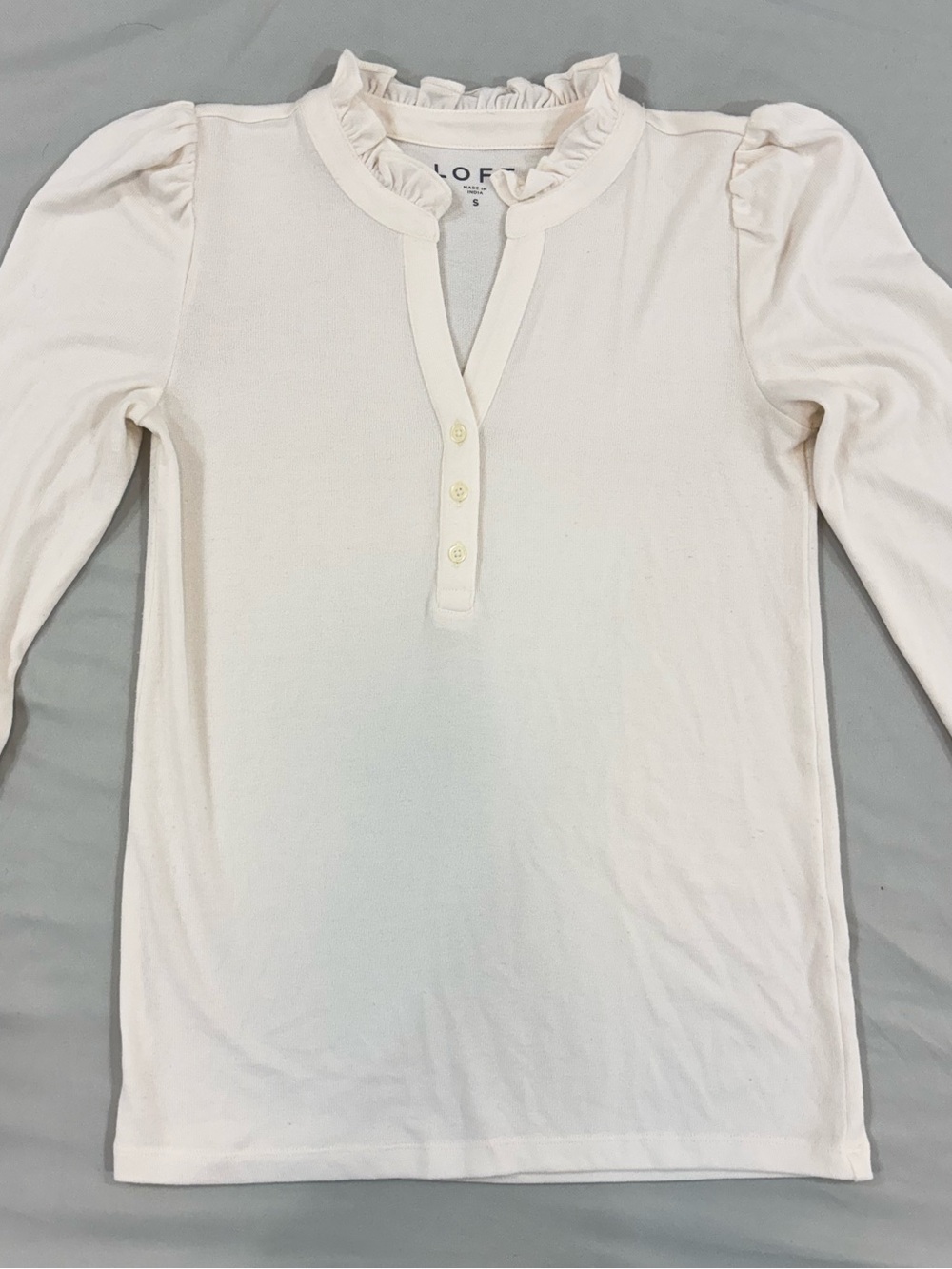 LOFT Cream Ruffle Neck Long Sleeve Henley Top - Size S (EUC)